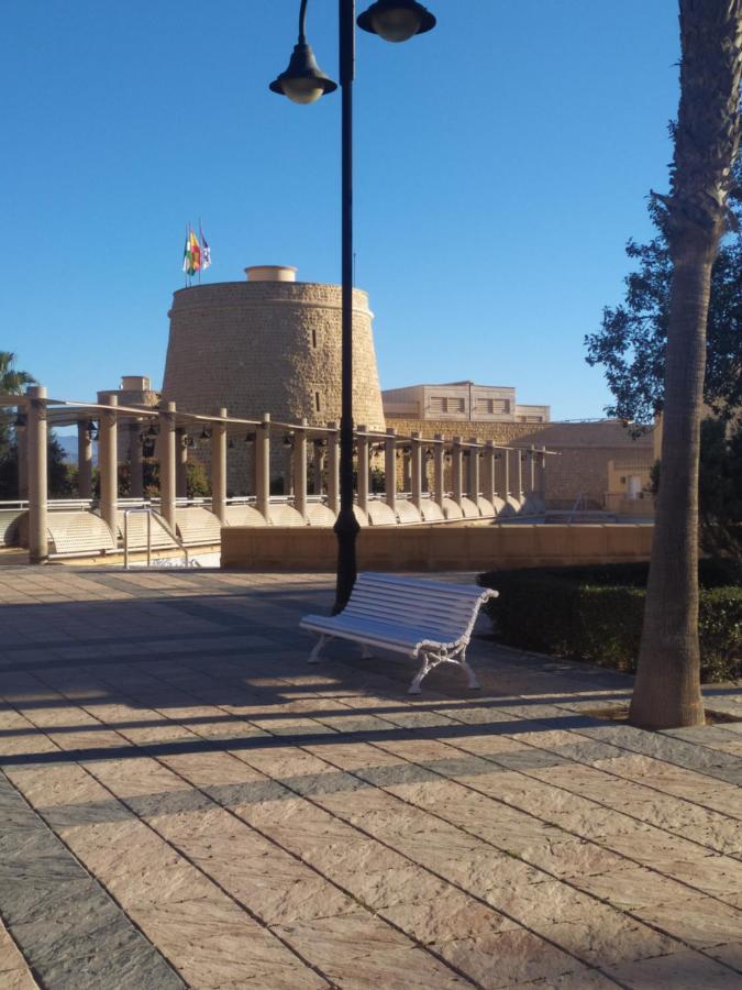 Apartamento Leyaros Roquetas de Mar Buitenkant foto