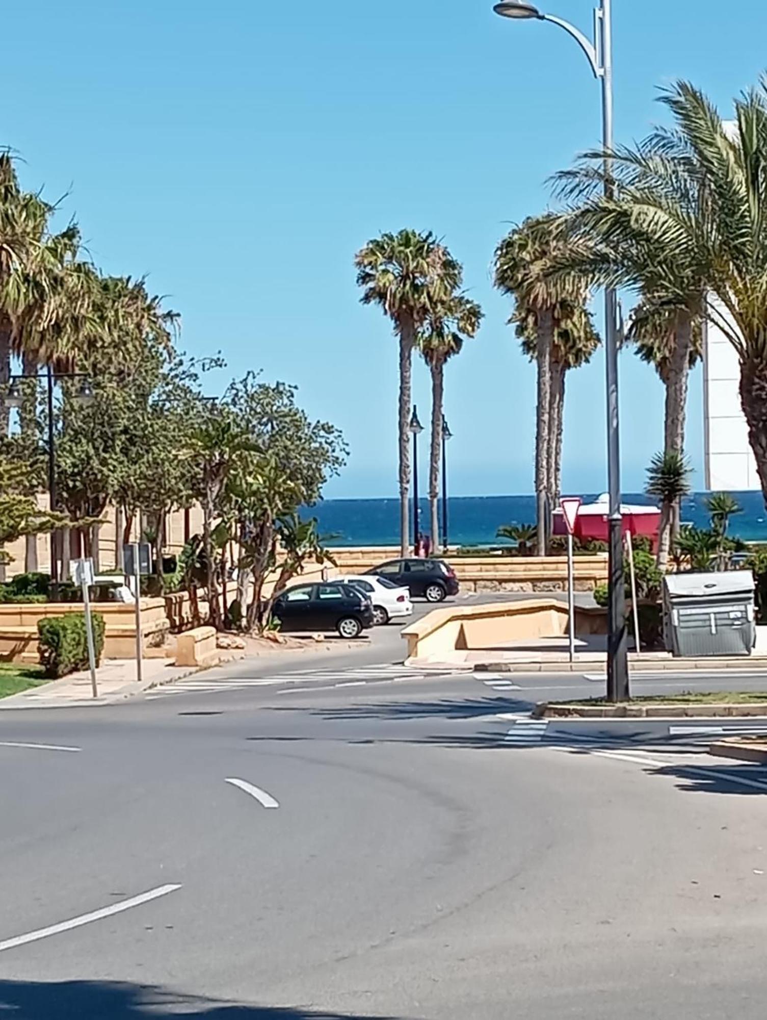 Apartamento Leyaros Roquetas de Mar Buitenkant foto