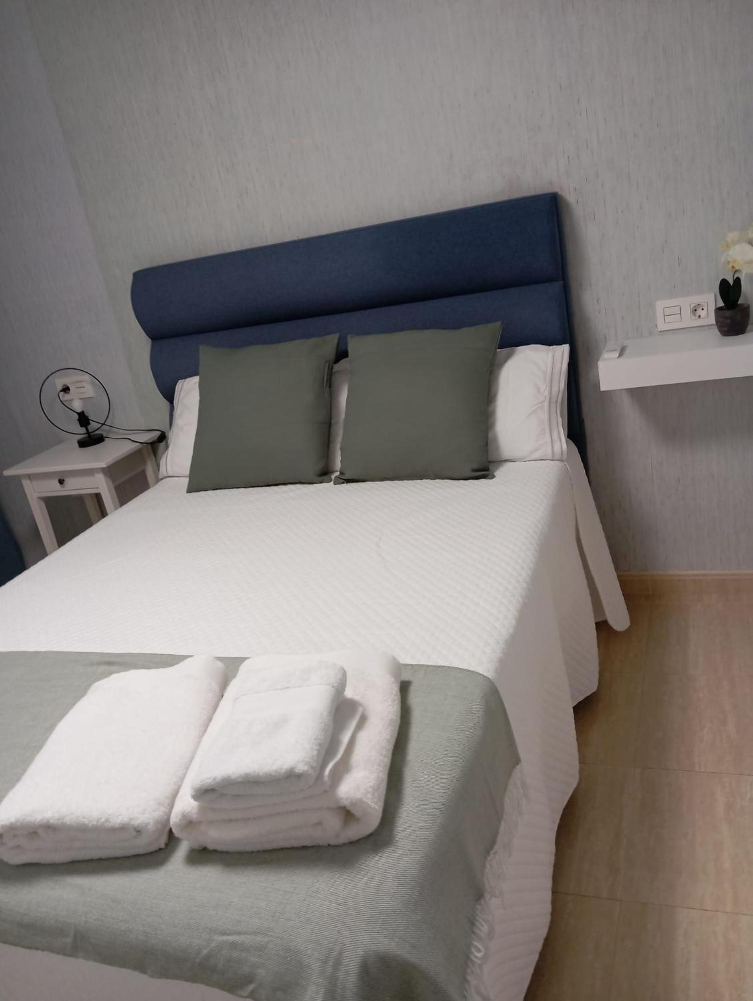 Apartamento Leyaros Roquetas de Mar Buitenkant foto