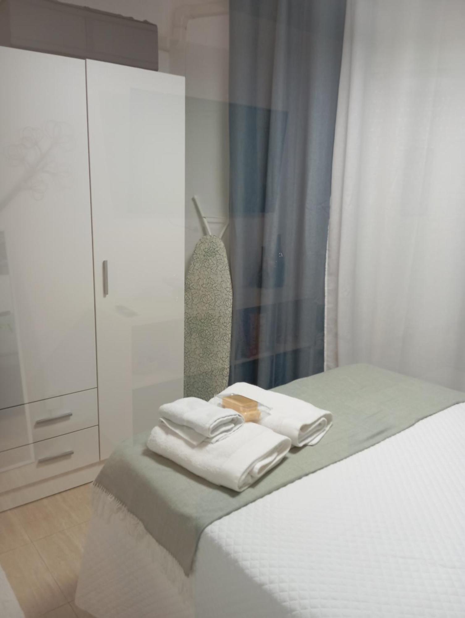 Apartamento Leyaros Roquetas de Mar Buitenkant foto